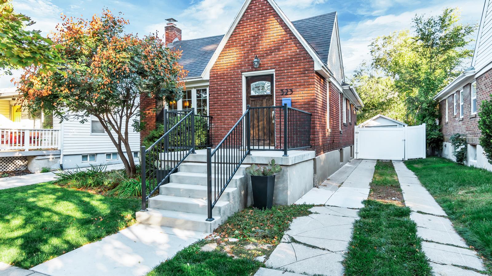 Hubbard Ave Terrific Tudor